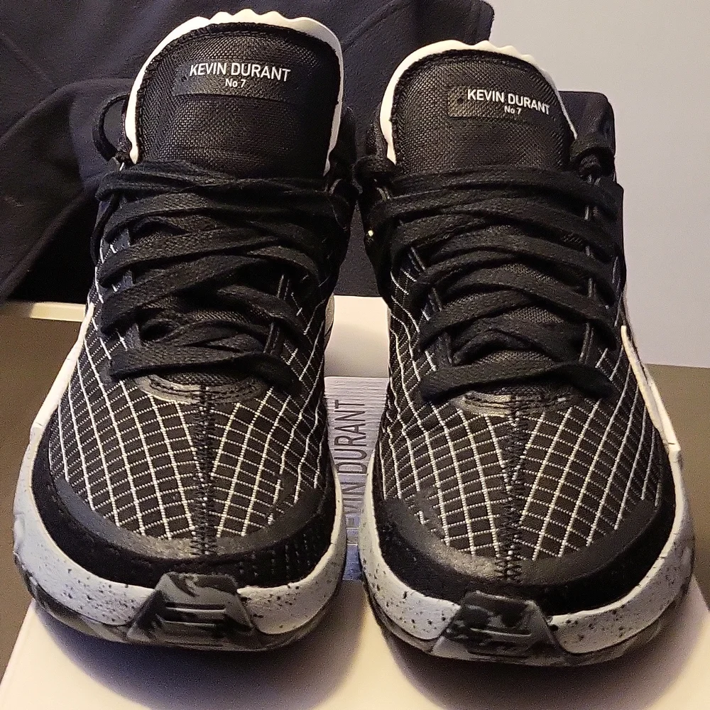 Kevin Durant 13 Oreo - Picture 2 of 9